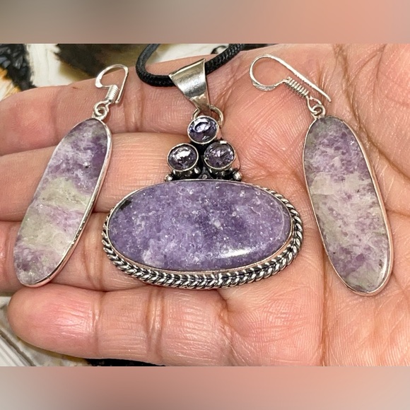 Lepidolite Pendant & Earrings - Picture 6 of 17